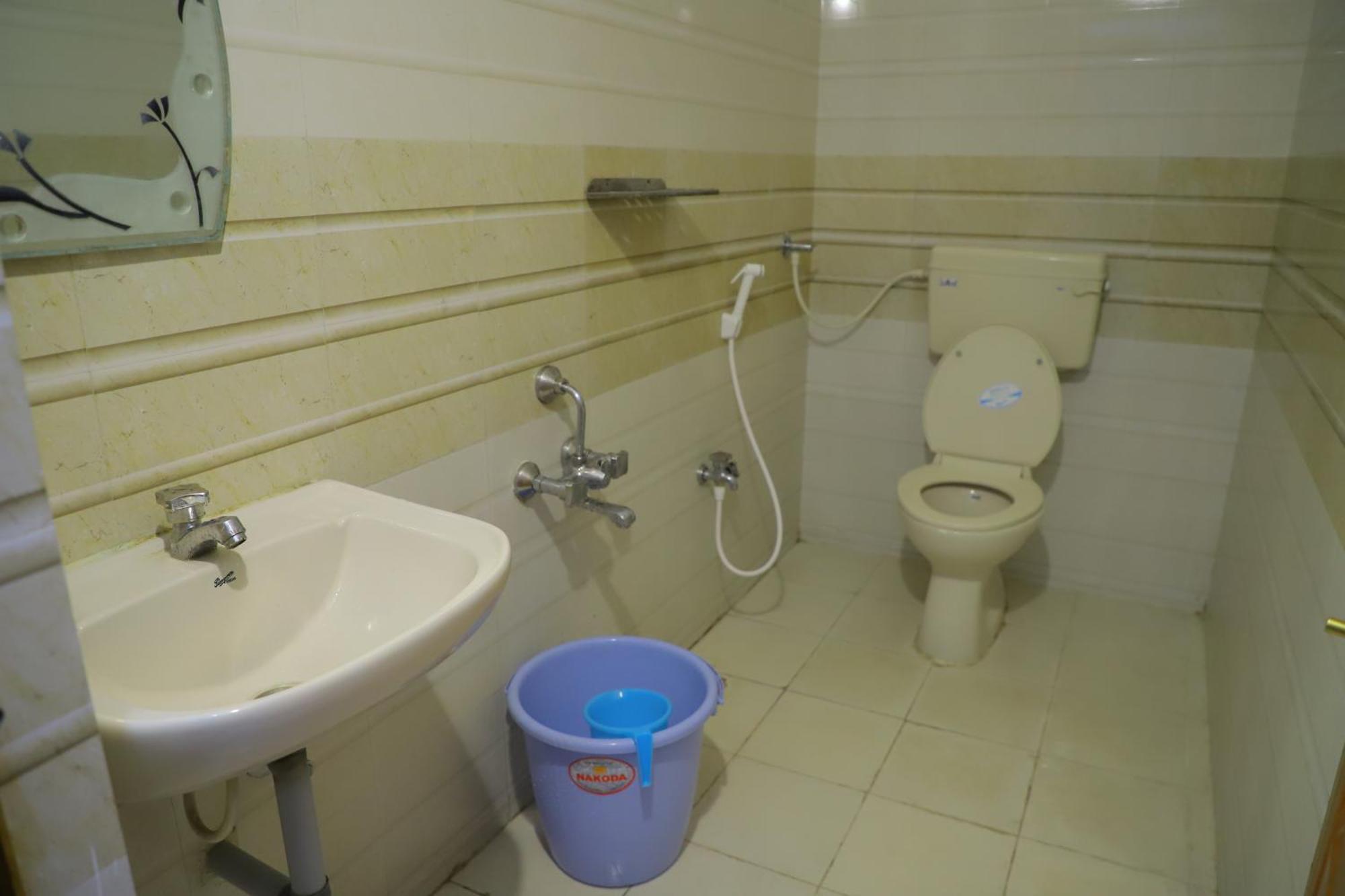Nanda Mohan Homestay- Luxuries Ac Apartment Close To Alipiri Foothills-Kapila Teertham And Iskcon Temple Tirupati Kültér fotó