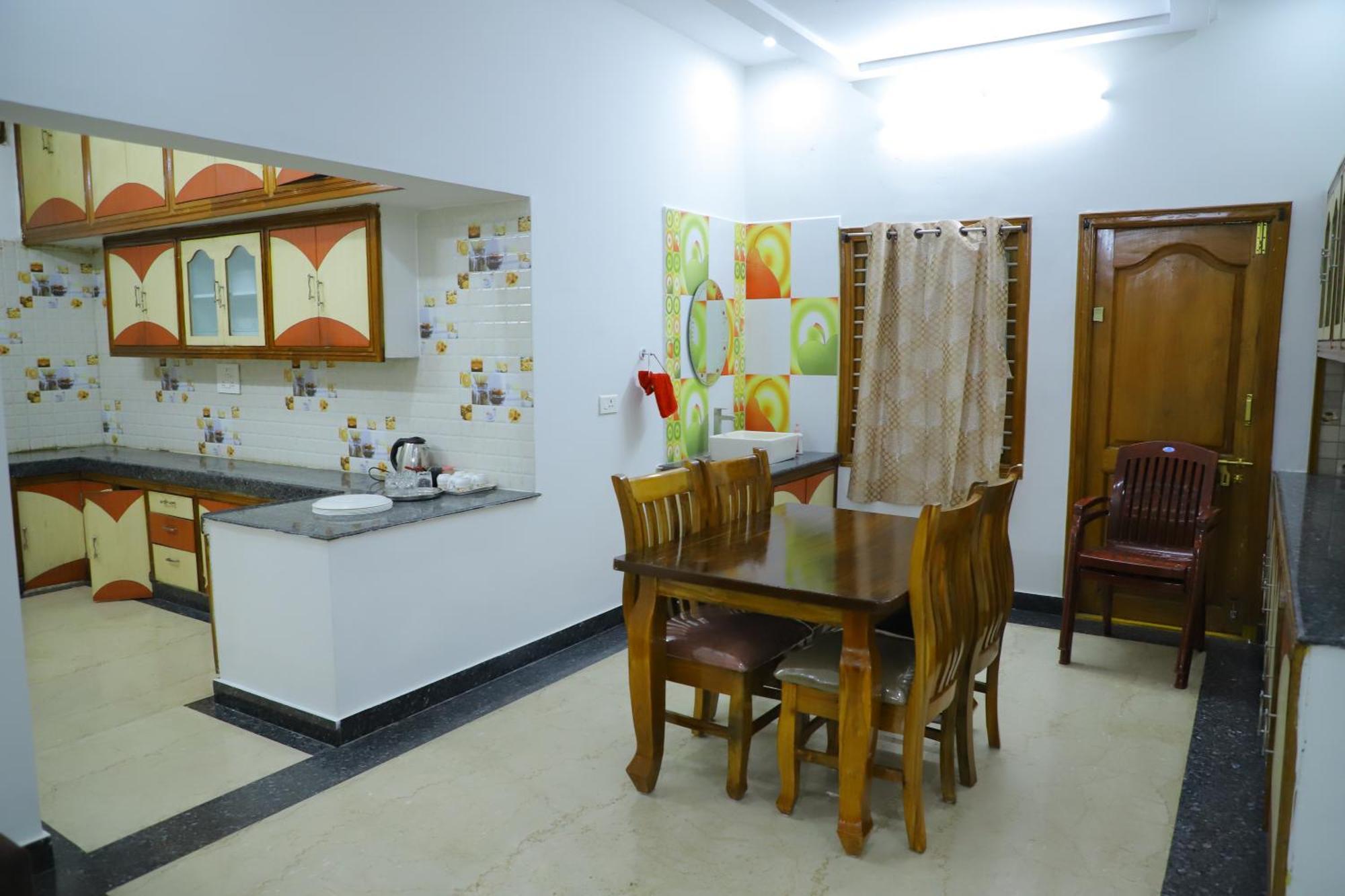Nanda Mohan Homestay- Luxuries Ac Apartment Close To Alipiri Foothills-Kapila Teertham And Iskcon Temple Tirupati Kültér fotó