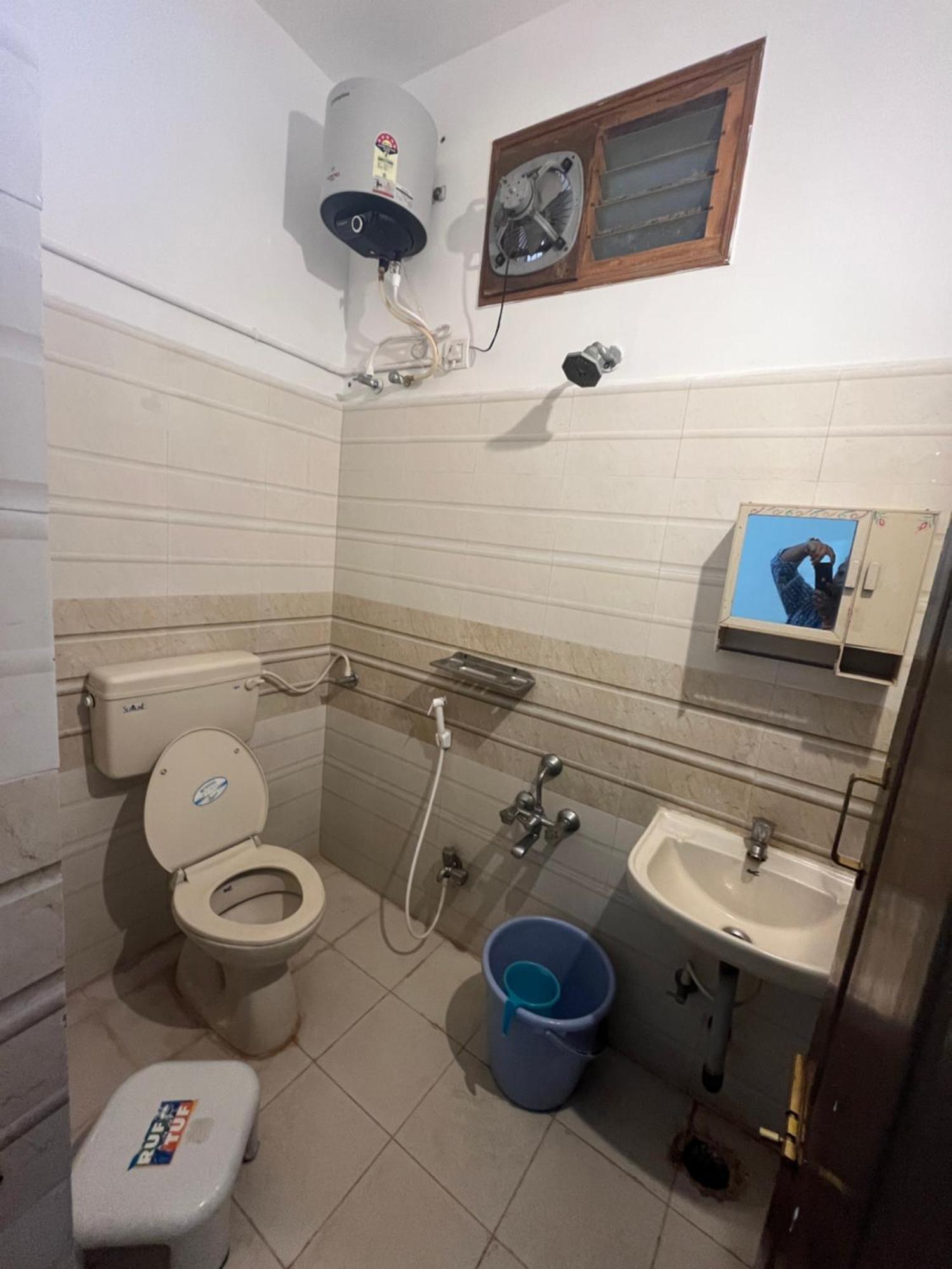 Nanda Mohan Homestay- Luxuries Ac Apartment Close To Alipiri Foothills-Kapila Teertham And Iskcon Temple Tirupati Kültér fotó